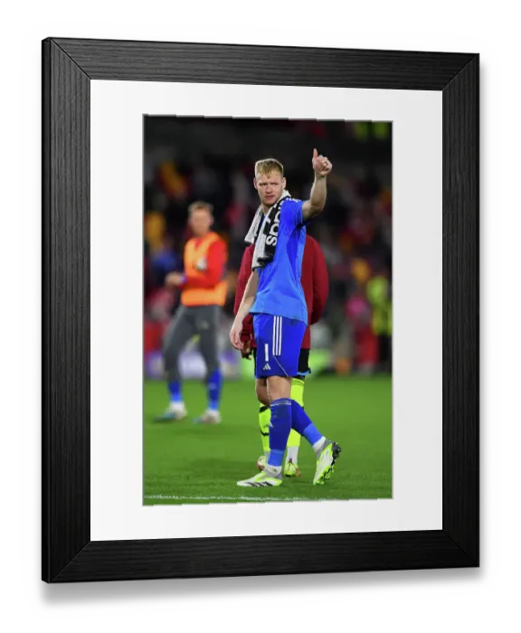 Framed Print : Arsenal's Aaron Ramsdale Acknowledges Fans after Brentford Carabao Cup Victory, 2023-24 Framed Print : Arsenal's Aaron Ramsdale Acknowledges Fans after Brentford Carabao Cup Victory, 2023-24