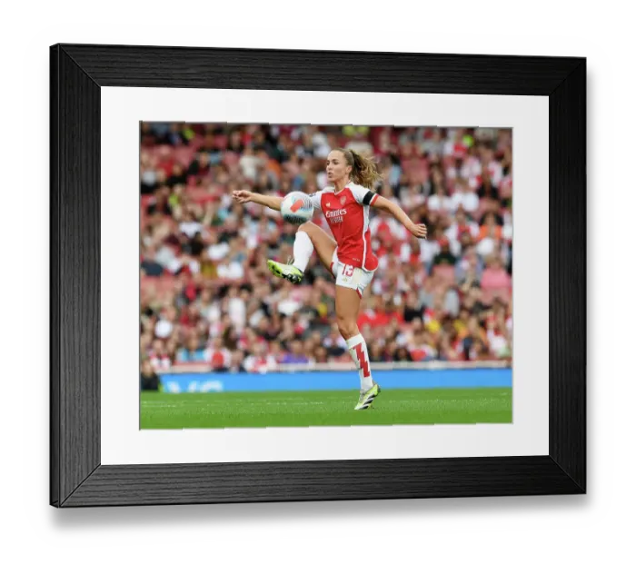 Framed Print : Arsenal Women vs Liverpool Women: Barclays Super League Clash at Emirates Stadium (2023-24)