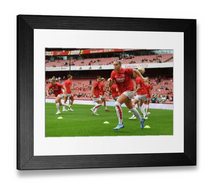 Framed Print : Arsenal Women vs. Liverpool Women: Alessia Russo Warming Up at Emirates Stadium, Barclays Women's Super League