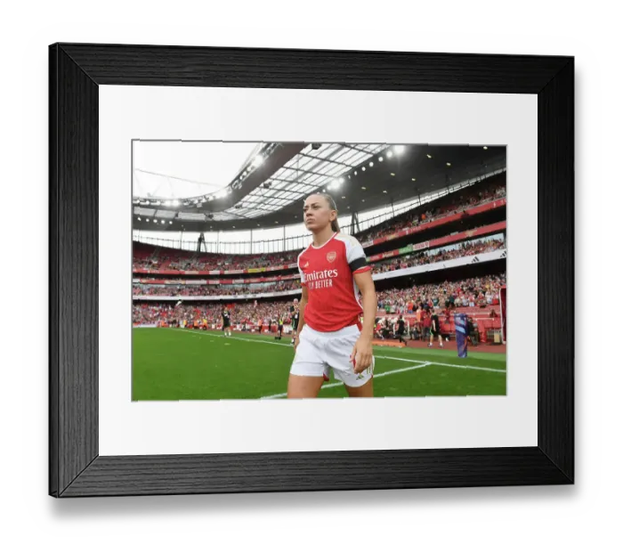 Framed Print : Arsenal Women vs Liverpool: McCabe Leads Gunners onto Emirates Pitch for Super League Clash