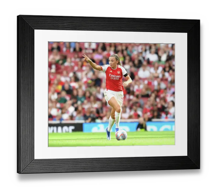 Framed Print : Arsenal Women vs Liverpool Women: Barclays Super League Clash at Emirates Stadium (2023-24)