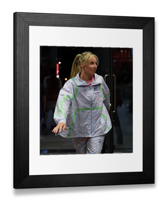 Framed Print : Arsenal Women vs Liverpool Women: Barclays Super League Clash at Emirates Stadium (2023-24)