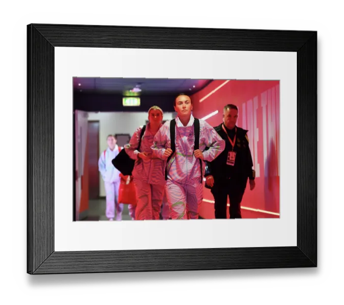 Framed Print : Arsenal's Caitlin Foord Makes Emirates Debut: Arsenal Women vs Liverpool Women (2023-24) Framed Print : Arsenal's Caitlin Foord Makes Emirates Debut: Arsenal Women vs Liverpool Women (2023-24)