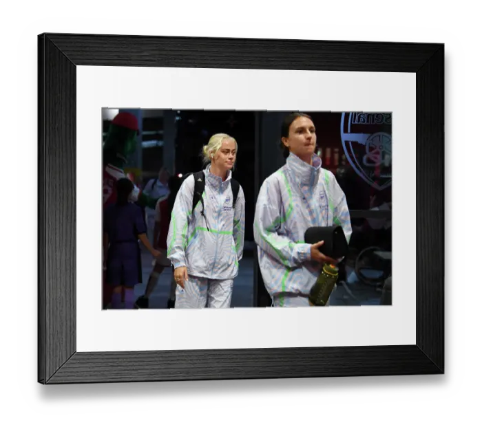 Framed Print : Arsenal Women vs Liverpool Women: Barclays Super League Showdown at Emirates Stadium (October 2023)