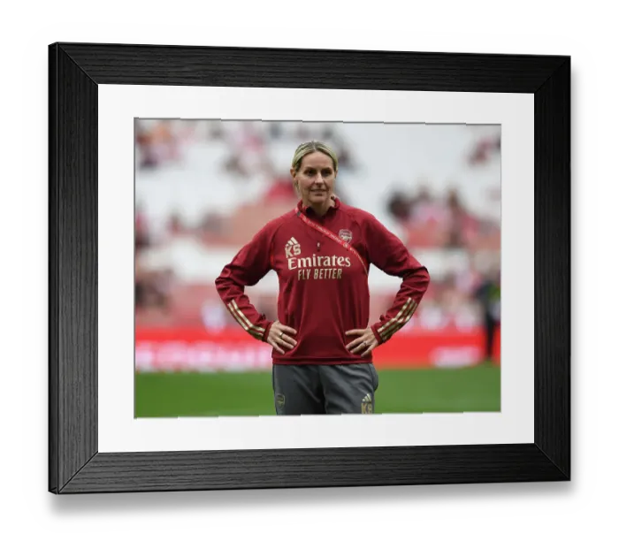 Framed Print : Arsenal Women Take on Liverpool Women in Barclays Super League Clash at Emirates Stadium (2023-24)