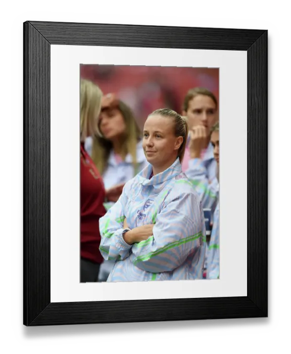 Framed Print : Beth Mead's Unwavering Gaze: Arsenal Women's Star Ahead of Arsenal vs Liverpool (2023-24 Barclays Women's Super League) Framed Print : Beth Mead's Unwavering Gaze: Arsenal Women's Star Ahead of Arsenal vs Liverpool (2023-24 Barclays Women's Super League)