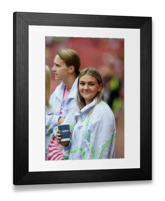 Framed Print : Arsenal Women vs Liverpool Women: Barclays Super League Showdown at Emirates Stadium (2023-24)