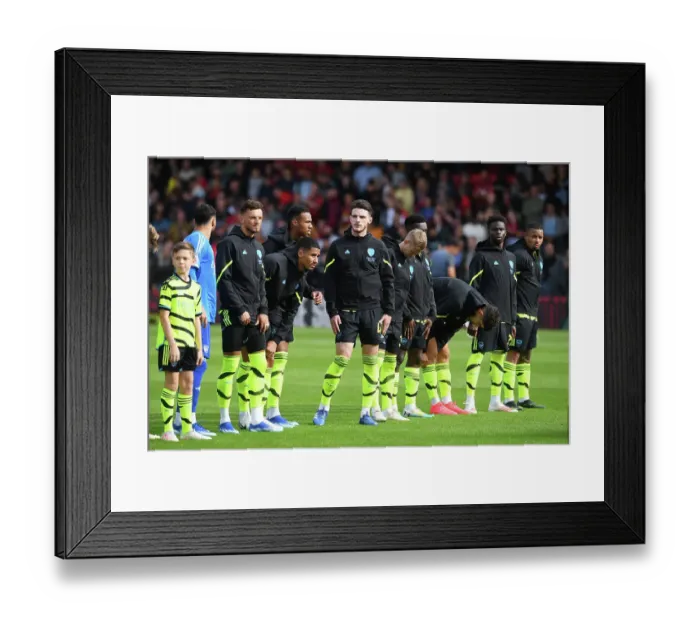 Framed Print : Arsenal's Declan Rice Prepares for AFC Bournemouth Clash in 2023-24 Premier League Framed Print : Arsenal's Declan Rice Prepares for AFC Bournemouth Clash in 2023-24 Premier League