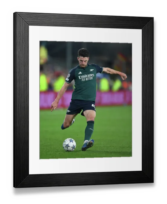 Framed Print : Arsenal's Declan Rice Shines: RC Lens Outshone in 2023 / 24 UEFA Champions League