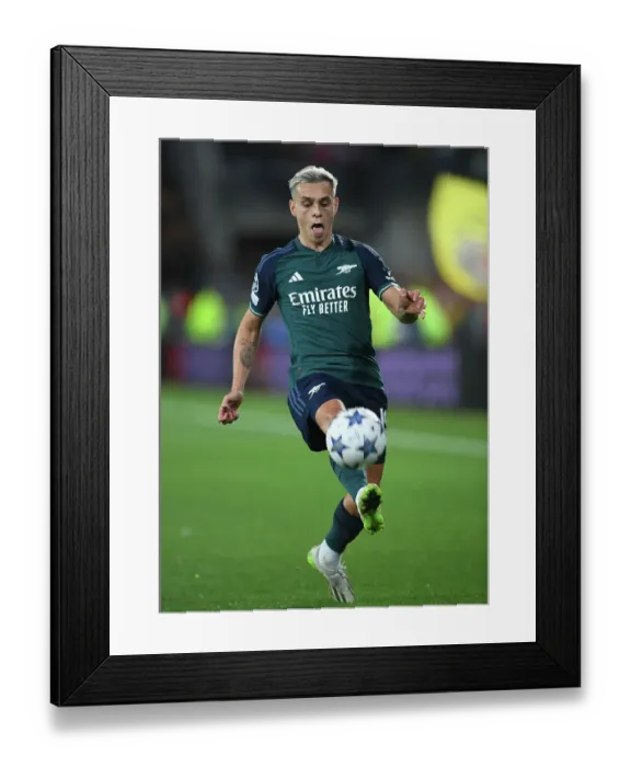Framed Print : Arsenal's Trossard Shines in RC Lens Showdown - UEFA Champions League 2023 / 24 Framed Print : Arsenal's Trossard Shines in RC Lens Showdown - UEFA Champions League 2023 / 24
