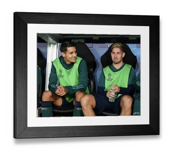Framed Print : Arsenal's Smith Rowe and Kiwior Prepare for RC Lens Showdown in Champions League Group Stage Framed Print : Arsenal's Smith Rowe and Kiwior Prepare for RC Lens Showdown in Champions League Group Stage