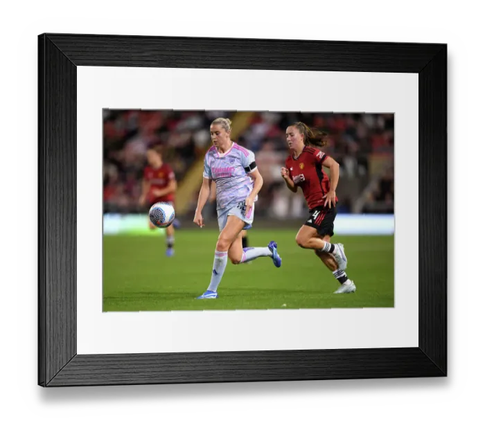 Framed Print : Alessia Russo Faces Off Against Maya Le Tissier: Manchester United vs. Arsenal FC, Barclays Women's Super League 2023-24