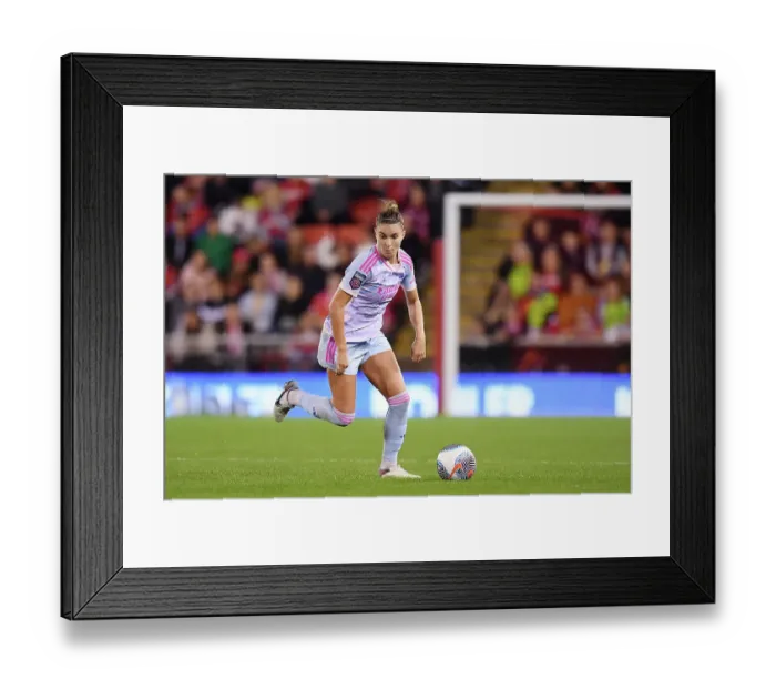 Framed Print : Arsenal vs Manchester United: Barclays Women's Super League Showdown (2023-24)