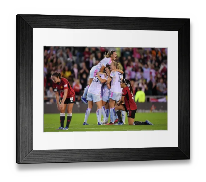 Framed Print : Arsenal Women Celebrate Cloe Lacasse's Goal Against Manchester United in Barclays WSL 2023-24