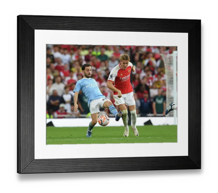 Framed Print : Arsenal vs Manchester City: Odegaard Faces Silva in Premier League Showdown (2023-24)