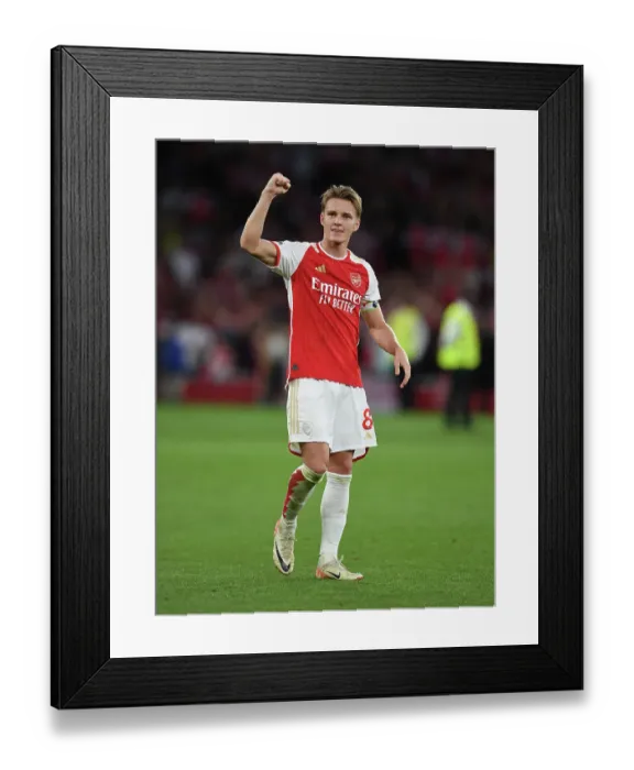 Framed Print : Martin Odegaard's Emotional Reaction: Arsenal's Heartbreaking Loss to Manchester City, 2023-24 Premier League