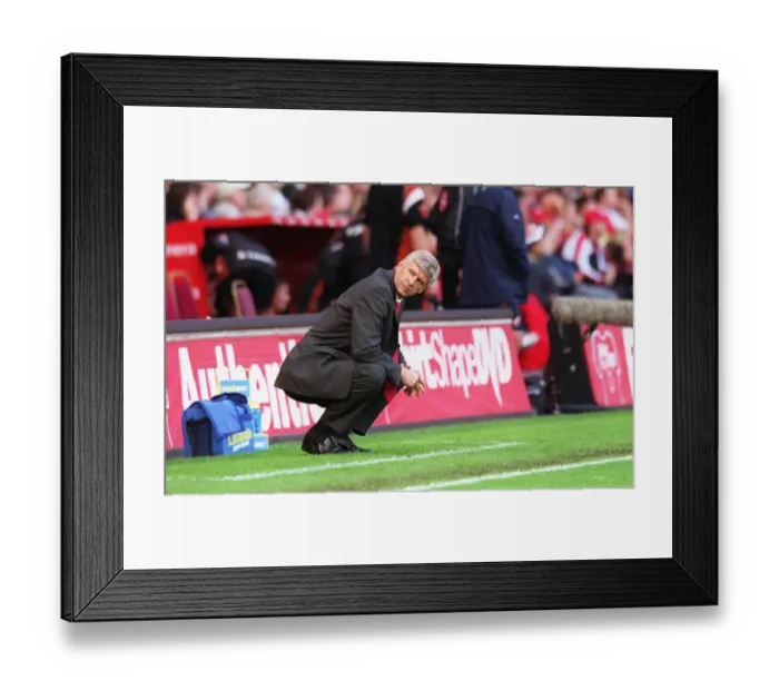 Framed Print : Arsenal manager Arsene Wenger during the 2nd half of the match Framed Print : Arsenal manager Arsene Wenger during the 2nd half of the match