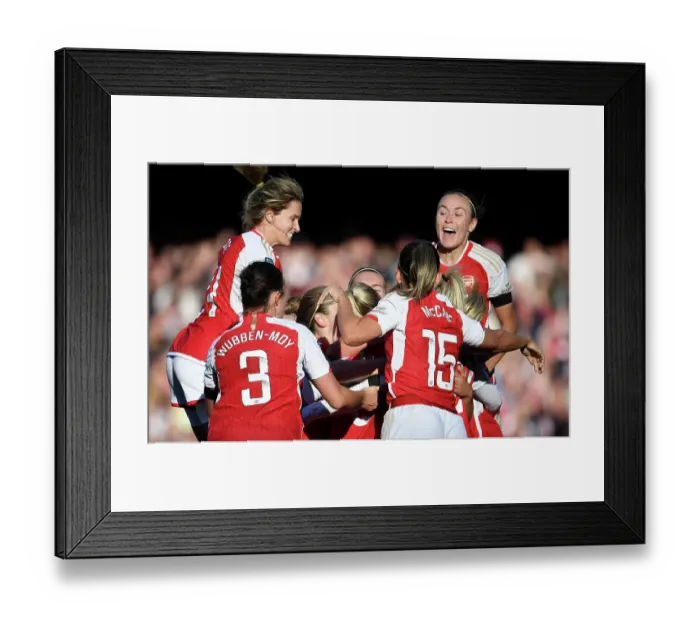 Framed Print : Arsenal Celebrate Alessia Russo's Goal: Arsenal FC vs Aston Villa, Barclays Women's Super League 2023-24