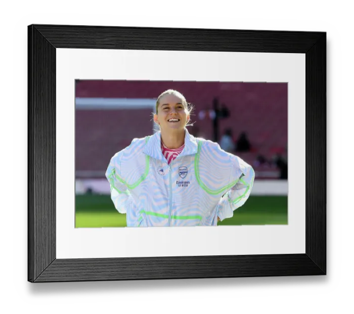 Framed Print : Arsenal Women vs Aston Villa: Alessia Russo's Smile Before the Battle, Barclays WSL, Emirates Stadium (2023-24)