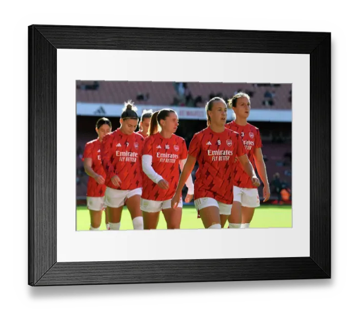 Framed Print : Arsenal Women's Squad: Pre-Match Focus at Emirates Stadium (2023-24) - Arsenal vs Aston Villa