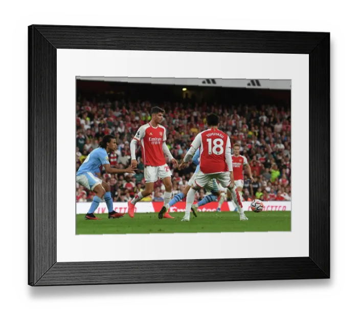 Framed Print : Arsenal's Martinelli Scores the Winner Against Manchester City (2023-24) Framed Print : Arsenal's Martinelli Scores the Winner Against Manchester City (2023-24)