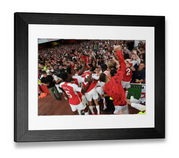 Framed Print : Arsenal's Thrilling Victory: Martinelli's Goal Celebration vs Manchester City, Premier League 2023-24 Framed Print : Arsenal's Thrilling Victory: Martinelli's Goal Celebration vs Manchester City, Premier League 2023-24