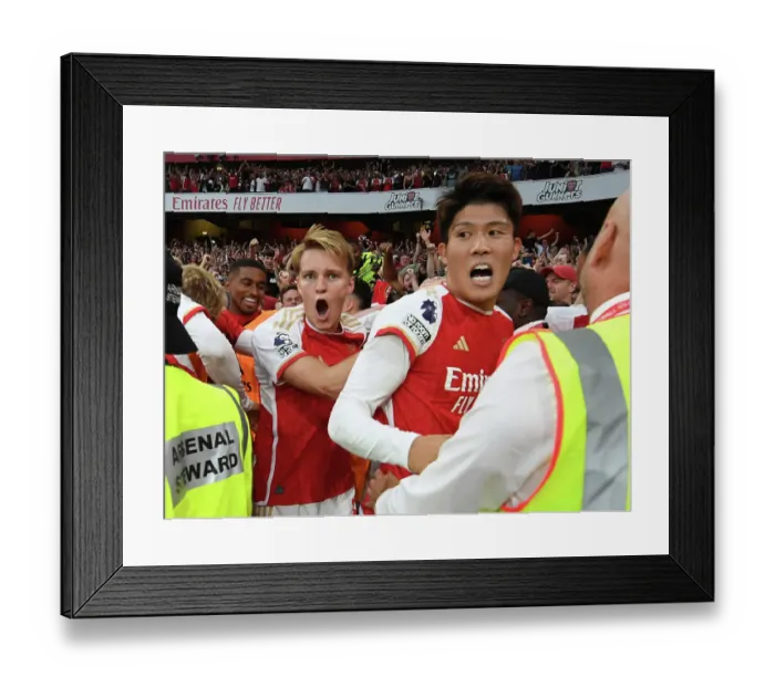 Framed Print : Arsenal Celebrate Martinelli's Goal Against Manchester City (2023-24) Framed Print : Arsenal Celebrate Martinelli's Goal Against Manchester City (2023-24)