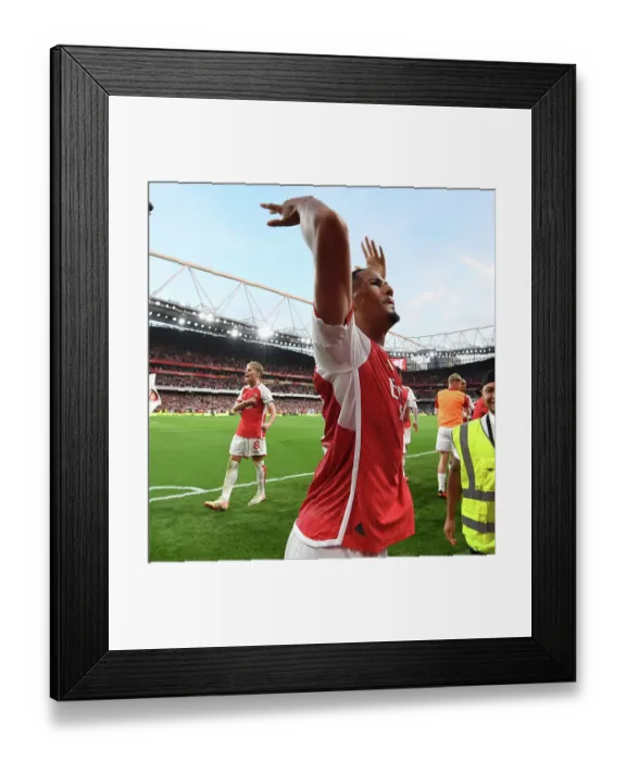 Framed Print : Saliba's Stunner: Arsenal's Comeback Against Manchester City (2023-24)