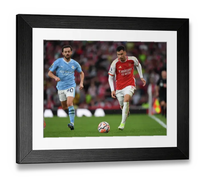 Framed Print : Martinelli's Moves: Arsenal's Star Forward Outwits Silva in Epic 2023-24 Premier League Clash