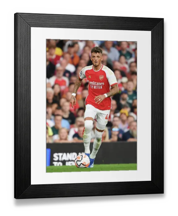 Framed Print : Arsenal's Ben White Chases the Ball Against Manchester City - Premier League 2023-24 Framed Print : Arsenal's Ben White Chases the Ball Against Manchester City - Premier League 2023-24
