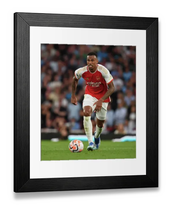 Framed Print : Battle at the Emirates: Arsenal vs Manchester City, October 2023 Framed Print : Battle at the Emirates: Arsenal vs Manchester City, October 2023