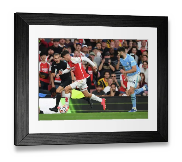 Framed Print : Arsenal vs Manchester City: Clash of Titans - The Battle for Premier League Supremacy (2023-24) Framed Print : Arsenal vs Manchester City: Clash of Titans - The Battle for Premier League Supremacy (2023-24)