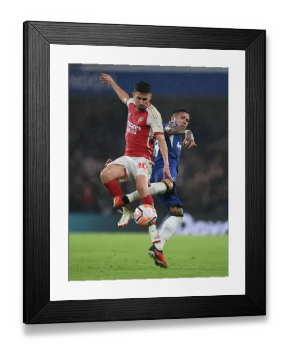 Framed Print : Jorginho vs. Arsenal: A Clash for Premier League Dominance at Stamford Bridge