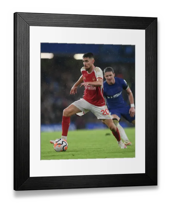 Framed Print : Jorginho in Action: Chelsea vs. Arsenal, Premier League 2023-24 Framed Print : Jorginho in Action: Chelsea vs. Arsenal, Premier League 2023-24