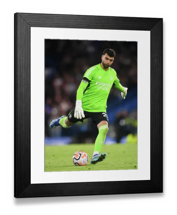 Framed Print : Arsenal's David Raya Focuses Amidst the Chaos: Chelsea vs Arsenal (2023-24 Premier League)