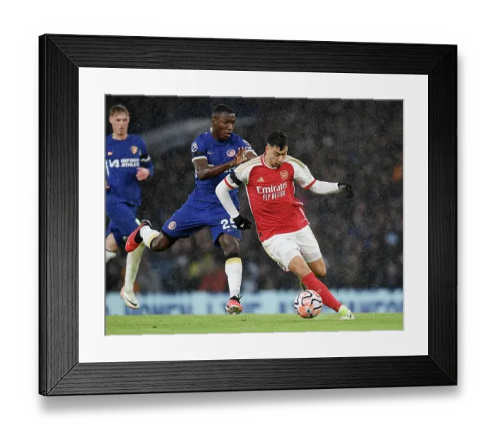 Framed Print : Clash at Stamford Bridge: Chelsea vs. Arsenal - Premier League 2023-24 Framed Print : Clash at Stamford Bridge: Chelsea vs. Arsenal - Premier League 2023-24