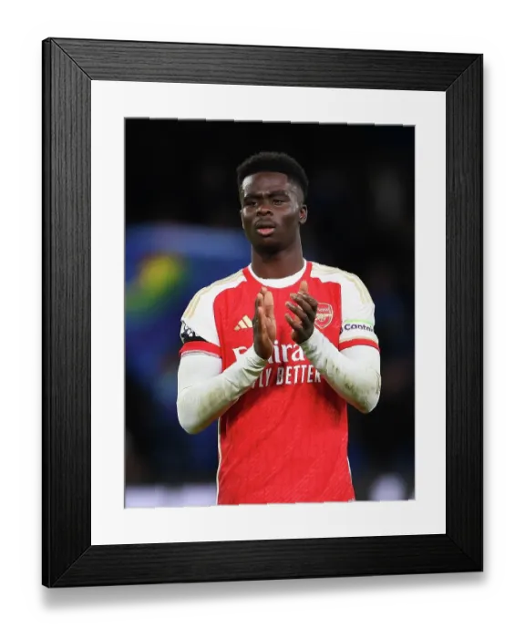 Framed Print : Bukayo Saka Applauding Arsenal Fans After Chelsea Match, October 2023 Framed Print : Bukayo Saka Applauding Arsenal Fans After Chelsea Match, October 2023