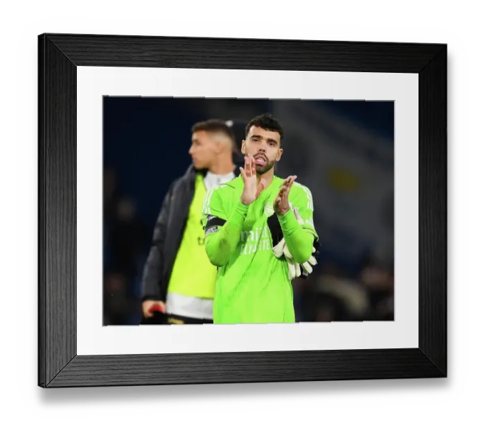 Framed Print : Arsenal's David Raya Applauding Fans: Chelsea vs Arsenal, Premier League 2023-24 Framed Print : Arsenal's David Raya Applauding Fans: Chelsea vs Arsenal, Premier League 2023-24