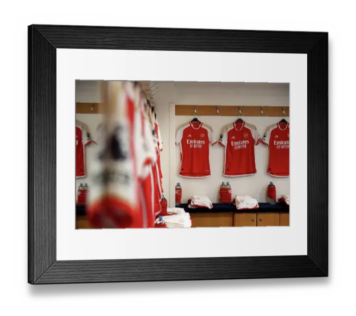 Framed Print : Arsenal's United Front: Pre-Match Huddle vs. Chelsea, Premier League 2023-24