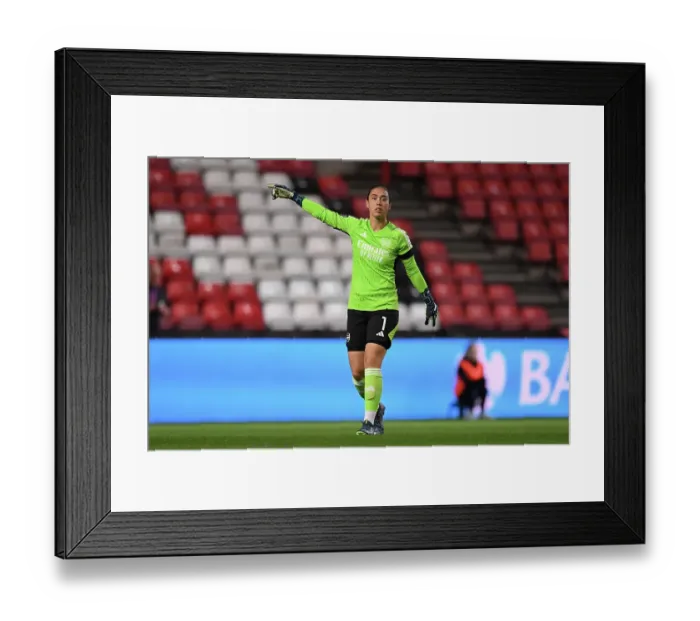 Framed Print : Arsenal Women's Team Tactics: Manuela Zinsberger Gives Instructions vs. Bristol City (Bristol City Women vs. Arsenal Women, Barclays Women's Super League, October 2023)