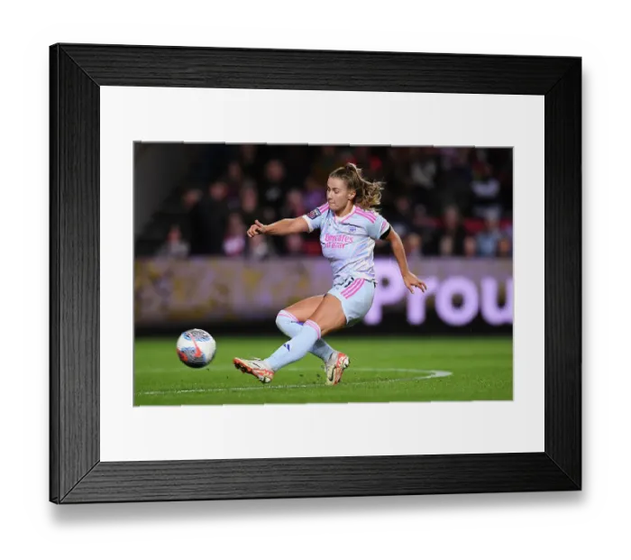 Framed Print : Arsenal Women vs. Bristol City: Barclays Super League Showdown Framed Print : Arsenal Women vs. Bristol City: Barclays Super League Showdown