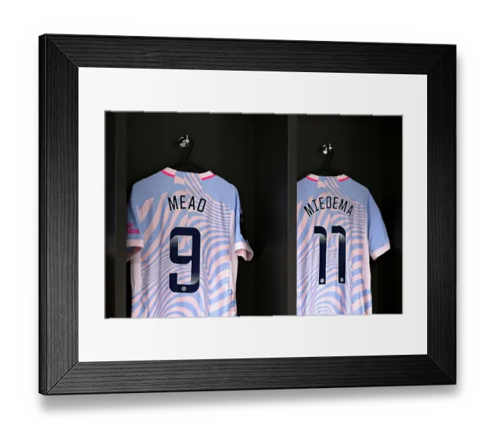 Framed Print : Arsenal Women's Stars Beth Mead and Vivianne Miedema Prepare for Barclays Super League Showdown against Bristol City Framed Print : Arsenal Women's Stars Beth Mead and Vivianne Miedema Prepare for Barclays Super League Showdown against Bristol City