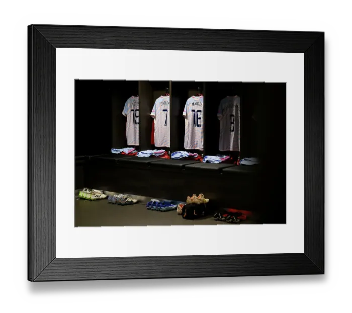 Framed Print : Arsenal Women Ready for Showdown against Bristol City in Barclays Super League: A Peek into Their Pre-Match Preparations Framed Print : Arsenal Women Ready for Showdown against Bristol City in Barclays Super League: A Peek into Their Pre-Match Preparations