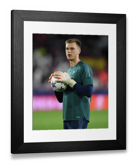 Framed Print : Arsenal's Karl Hein Warming Up Ahead of Sevilla Clash in 2023-24 Champions League Framed Print : Arsenal's Karl Hein Warming Up Ahead of Sevilla Clash in 2023-24 Champions League