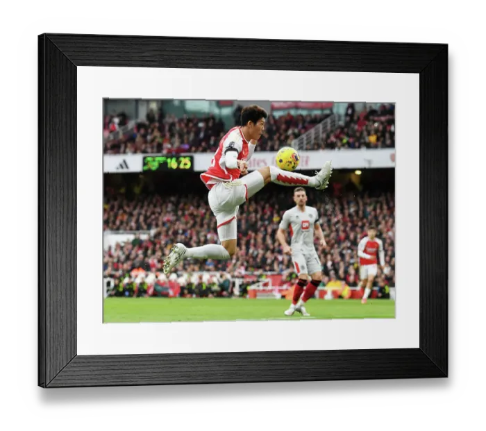 Framed Print : Arsenal's Tomiyasu in Control: Arsenal FC vs Sheffield United, Premier League 2023-24 Framed Print : Arsenal's Tomiyasu in Control: Arsenal FC vs Sheffield United, Premier League 2023-24