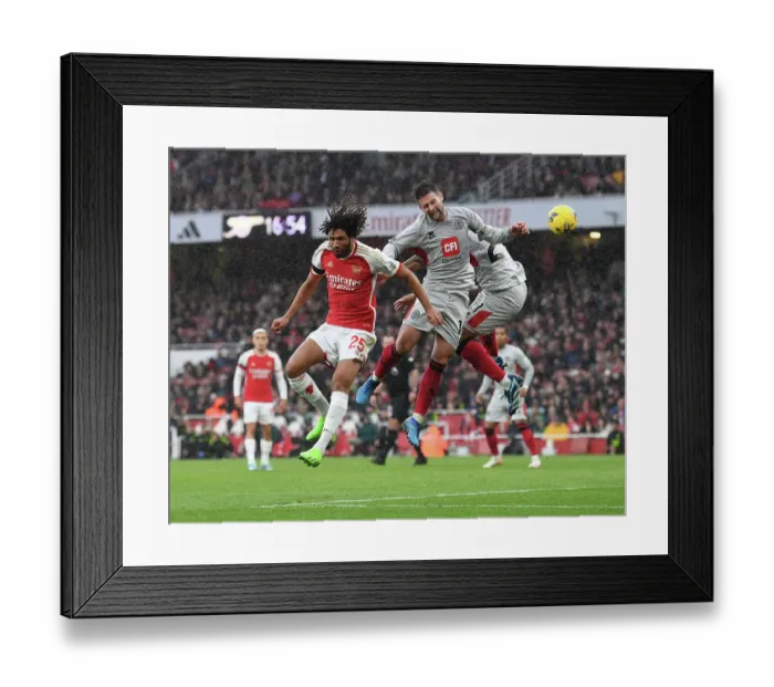 Framed Print : Elneny vs Norwood: A Midfield Showdown - Arsenal vs Sheffield United, 2023-24 Premier League