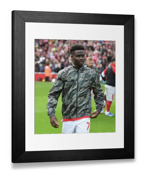 Framed Print : Arsenal's Bukayo Saka Ready for Action Against Sheffield United (2023-24)