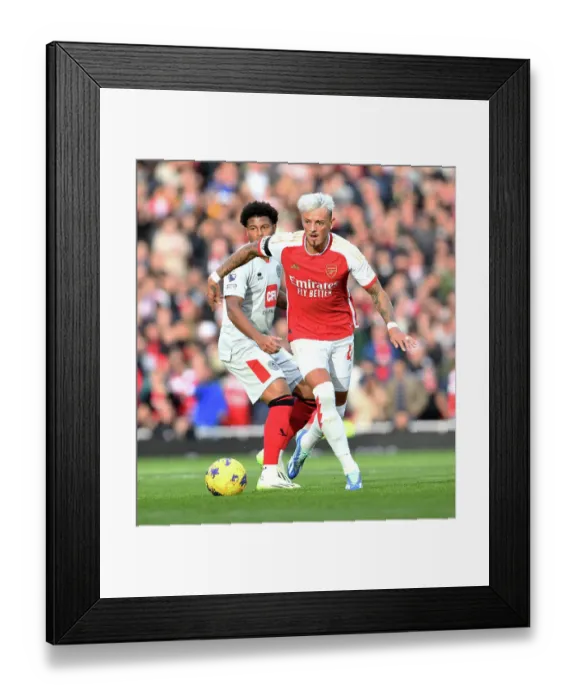 Framed Print : Arsenal's Ben White in Action: Arsenal vs Sheffield United (2023-24) - Emirates Stadium Framed Print : Arsenal's Ben White in Action: Arsenal vs Sheffield United (2023-24) - Emirates Stadium