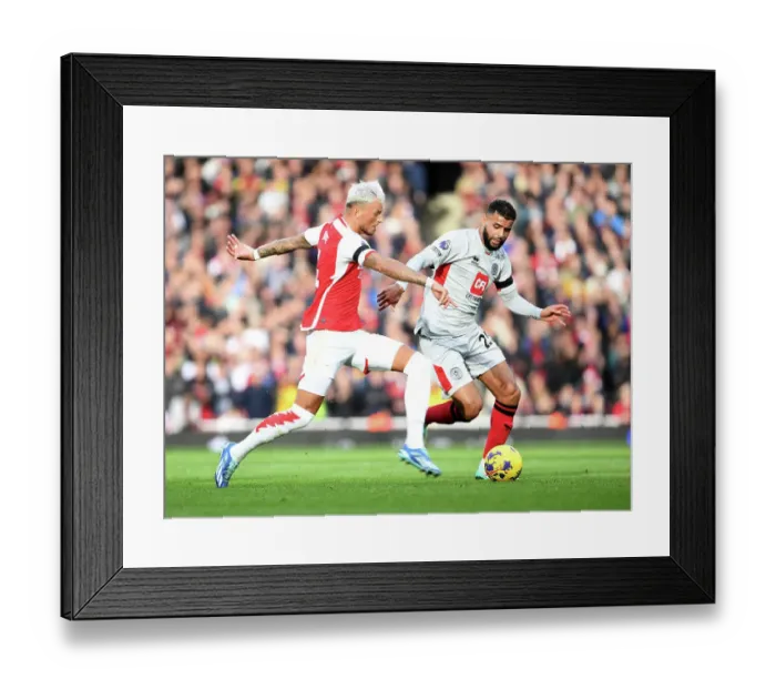 Framed Print : Arsenal vs Sheffield United: Ben White in Action at the Emirates Stadium (2023-24 Premier League) Framed Print : Arsenal vs Sheffield United: Ben White in Action at the Emirates Stadium (2023-24 Premier League)