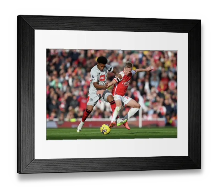 Framed Print : Arsenal vs Sheffield United: Intense Battle for the Ball in the 2023-24 Premier League Framed Print : Arsenal vs Sheffield United: Intense Battle for the Ball in the 2023-24 Premier League